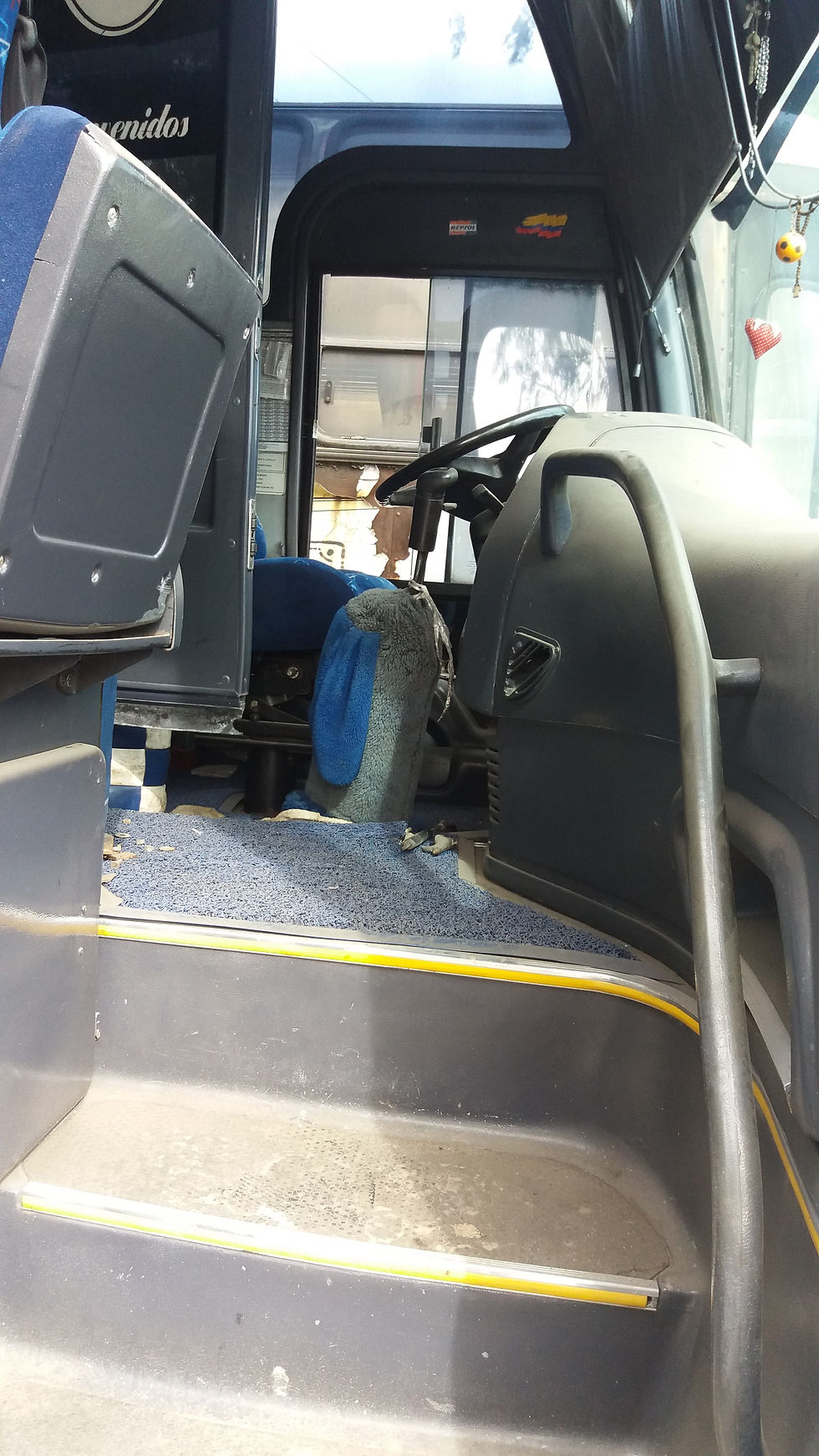 Thumbnail: Bus VOLVO 2004 Negociables