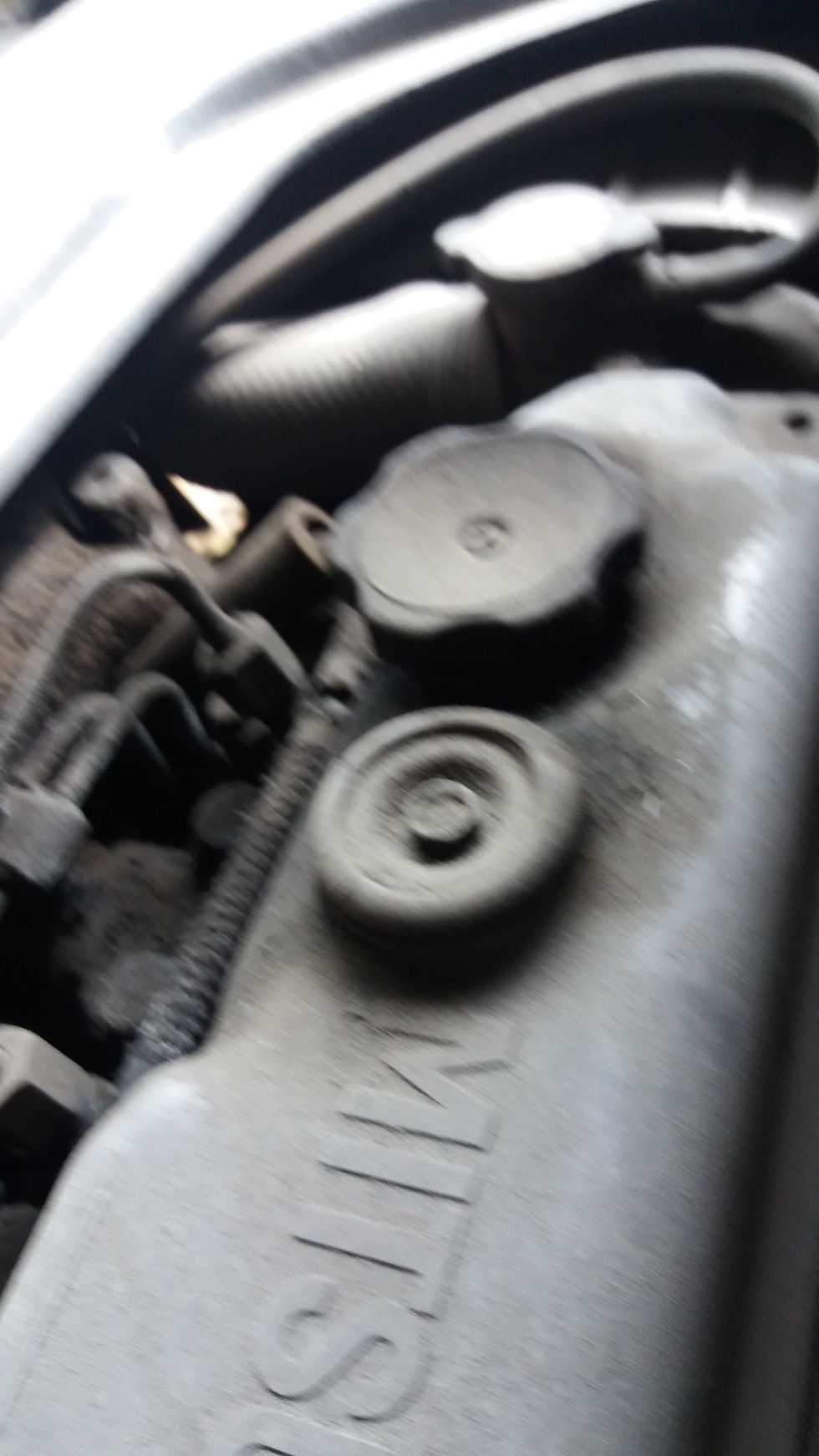 Thumbnail: Microbus MITSUBISHI CANTER Modelo 2003