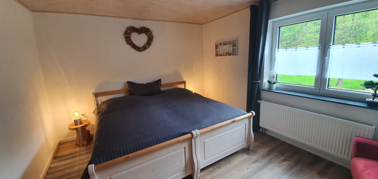 Schwalbennest-Ferienhaus–Zimmer-01