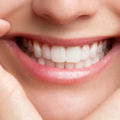woman-close-up-of-pretty-smile_edited.jpg