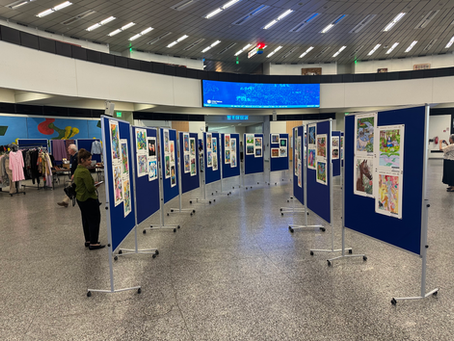 Pioneer Arts & Humanities Association CO-organized and Supported United Nations Youth Art Exhibition and Book Auctions in Vienna, Austria