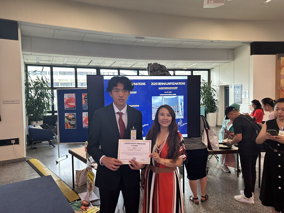 Jerry Z Chen with UNWG Art Committee Chairwoman Rui Qing Zhou