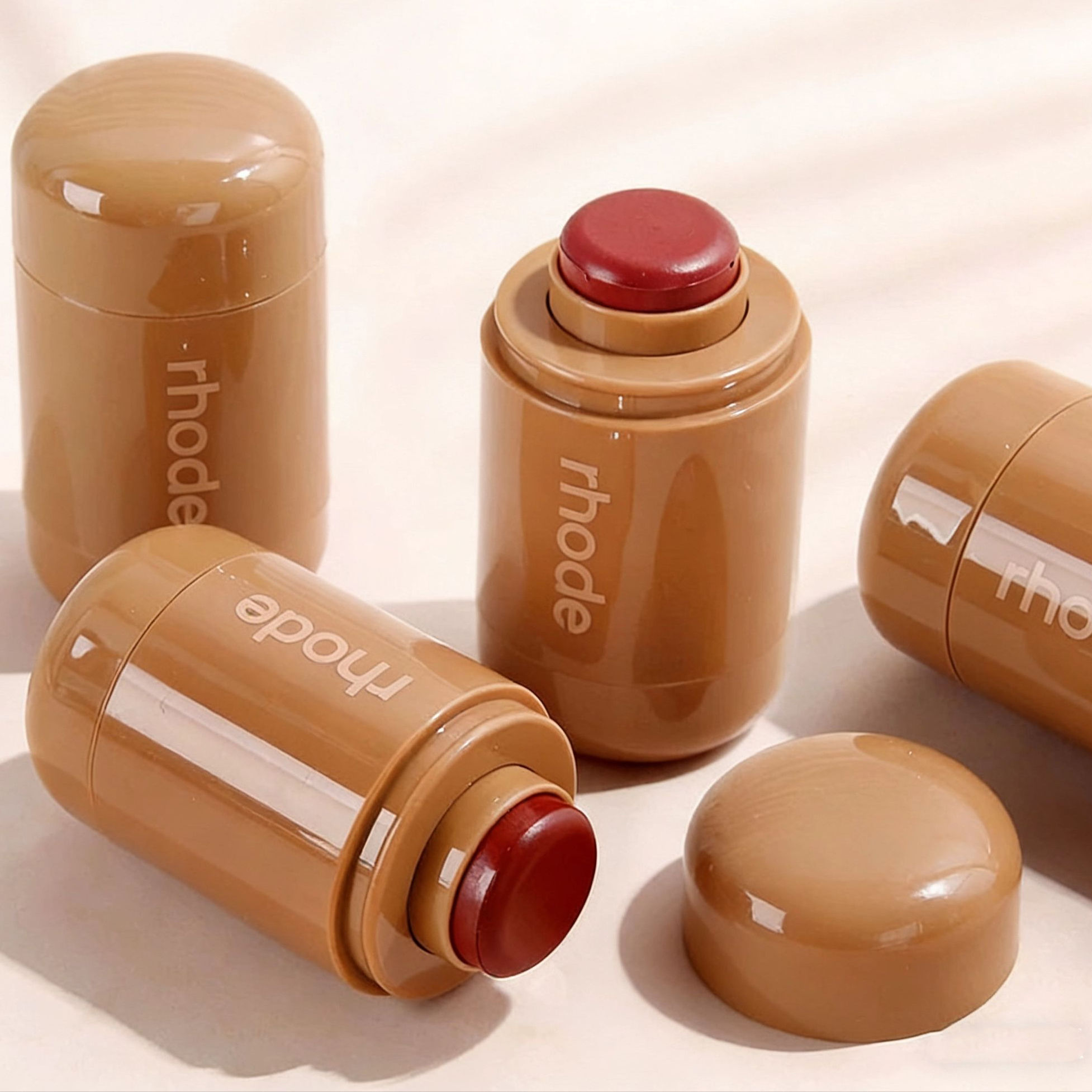 Makeup Cheek Blush Cream Blusher Stick Lip Gloss Phone Case for iPhone 16 17 Pro
