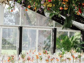 Luxury Tropical Wedding at the New ORleans Museum of Art by Leaf + Petal NOLA