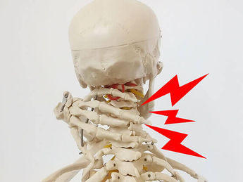 【首の痛み】でお困りの方へ|八王子市の万町接骨院