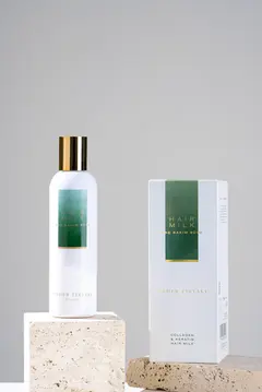 Beyaz şişe ve kutu üzerinde yeşil etiketler, ürün tanıtımı, kurumsal tanıtım filmi istanbul.