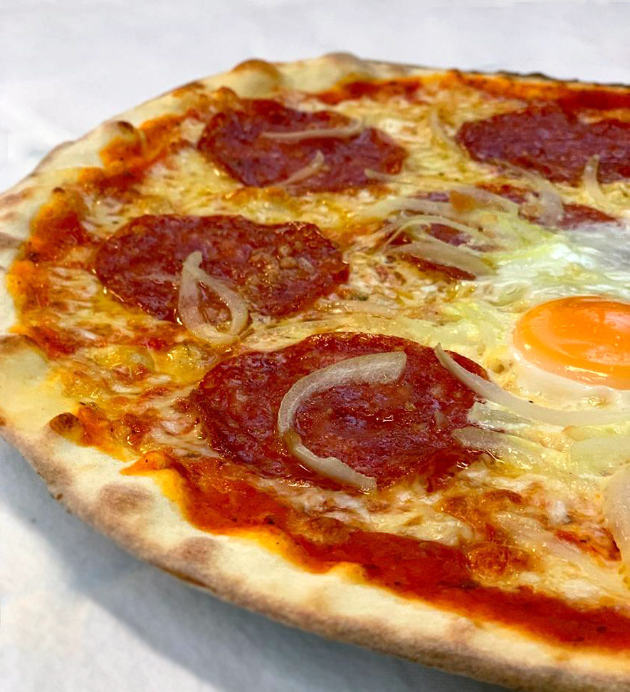 Pizza mit Fleisch