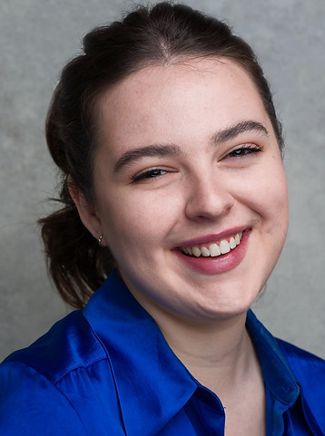 CUheadshot-6-spotlight.jpg