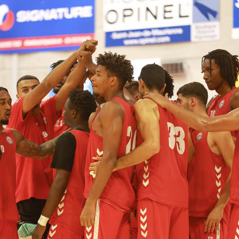 Premier match officiel pour votre équipe