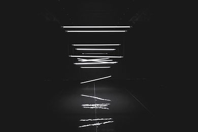 管燈