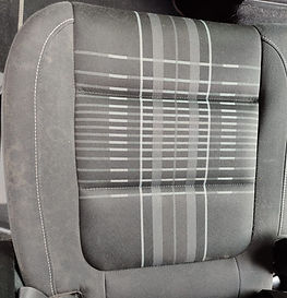 Dreckiger Fahrersitz