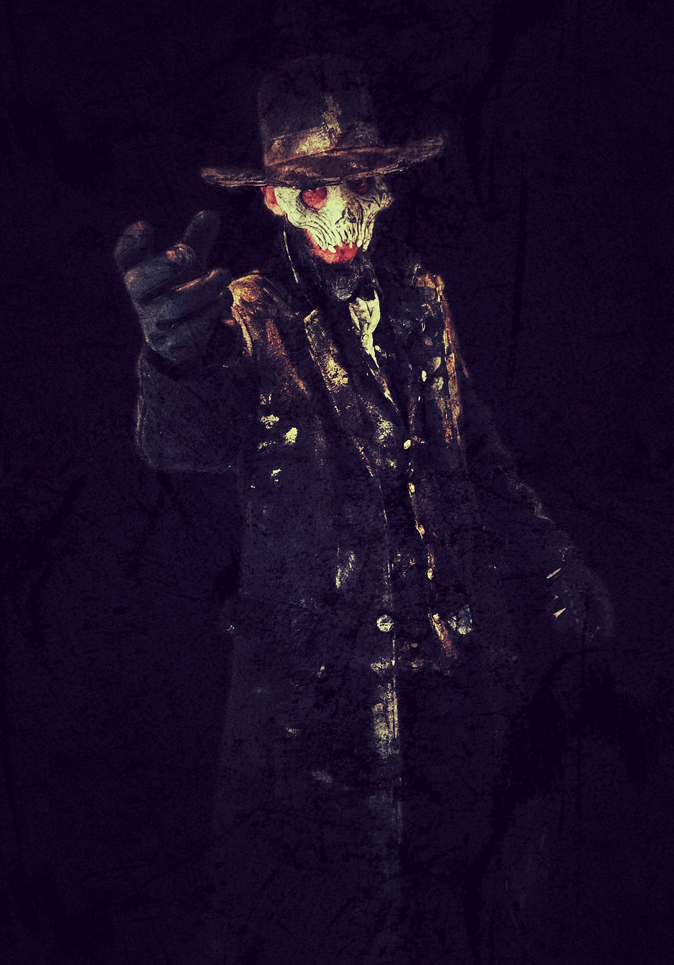 Thumbnail: The Phantom Half Mask
