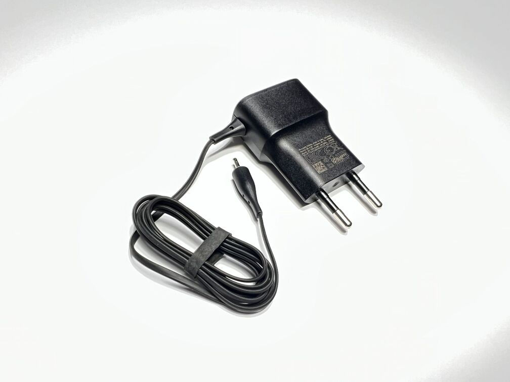 Nokia AC-11E Original Travel Charger 5V, 450mA ( 2.0mm Nokia)