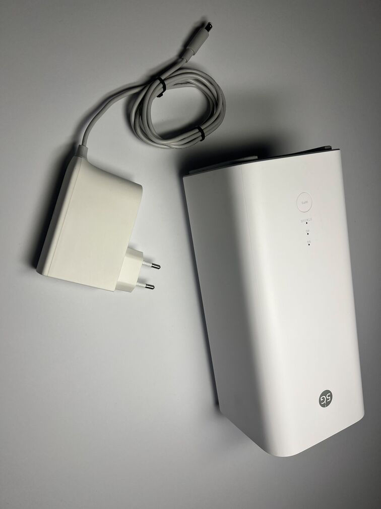 Miniatura: Oryginalny router Wi-Fi GHTelcom H138-380 5G (CPE Pro 3) Nano-SIM, gigabitowa sieć LAN