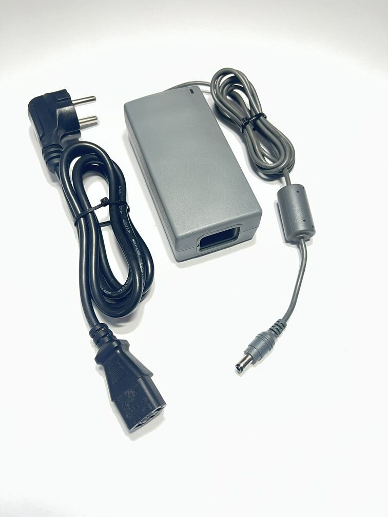 HJC Hua Jung HASU05F Power Supply Adapter 12V 3.5A 42W (5.5mm x 2.5mm)