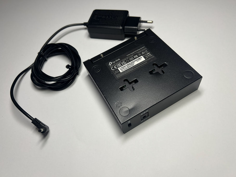 Thumbnail: TP-Link Original TL-SG105S 5-Port Gigabit Ethernet Switch