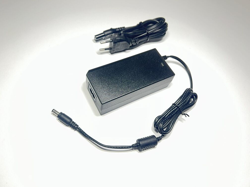 OEM Switching Mode Power Supply Adapter 12V 5A 60W ( 5.5 mm x 2.1 mm )