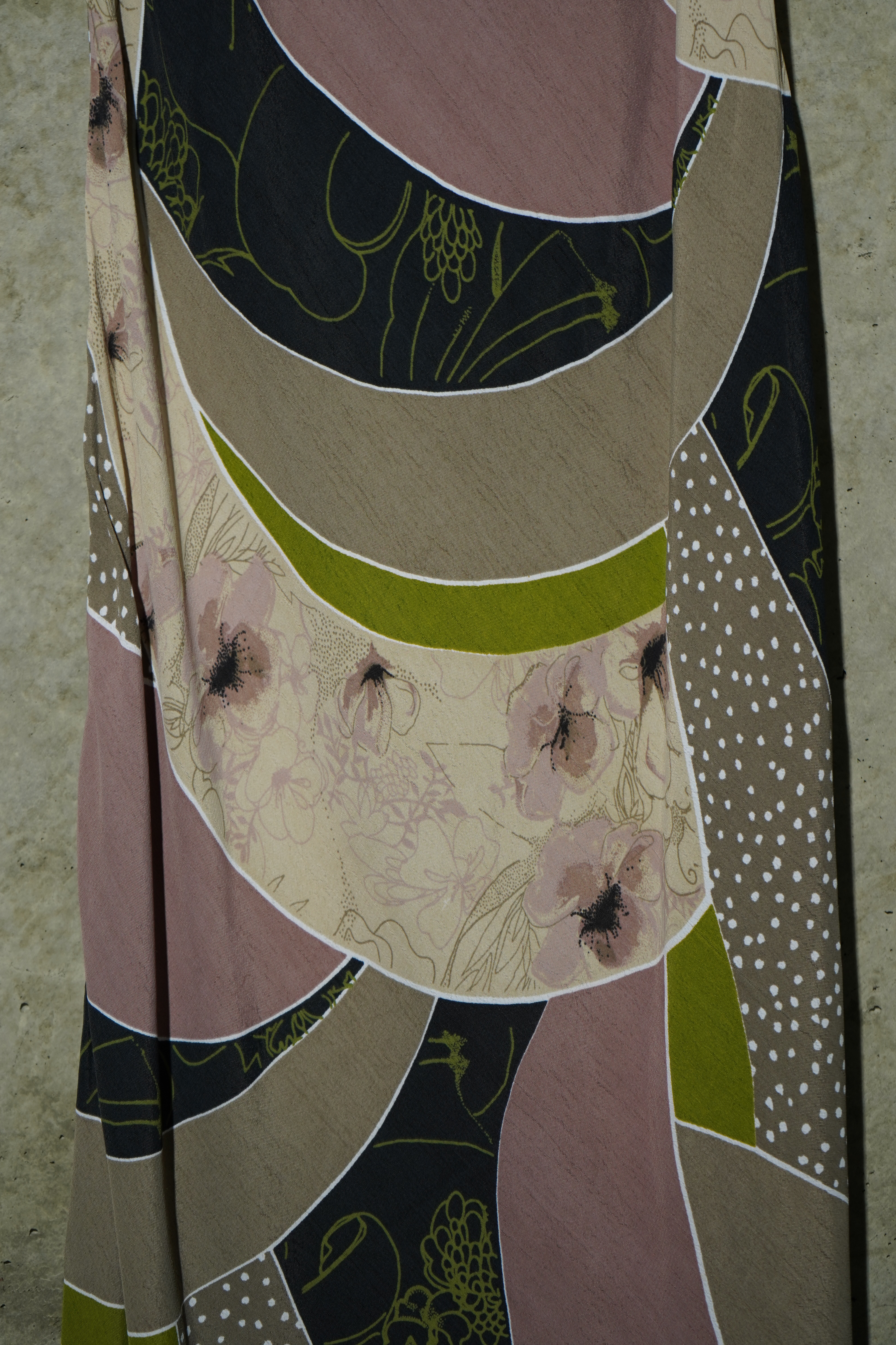 H&M Abstract Swirl Midi — image 6