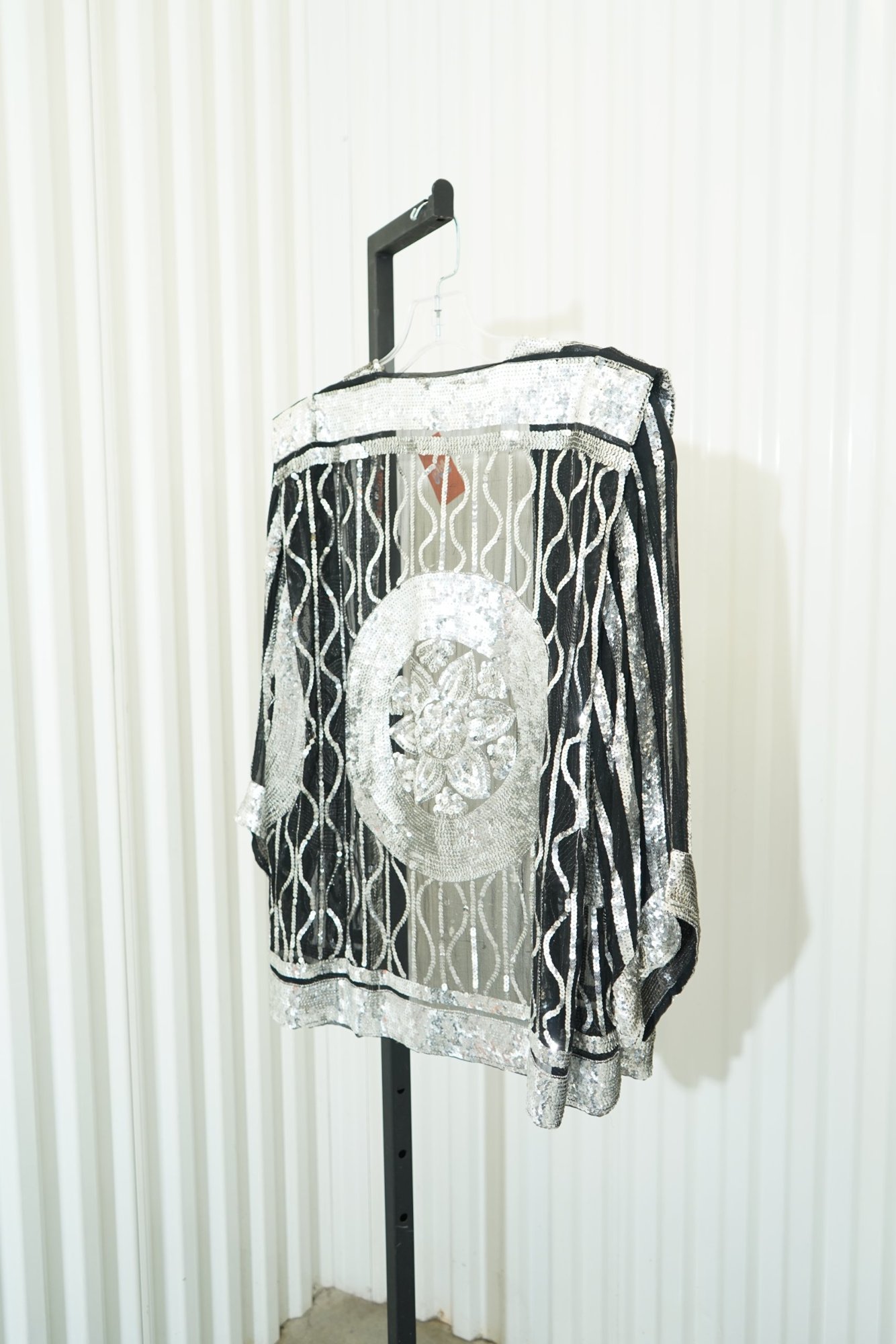 swee lo NY - St. Thomas 1970s swee lo art deco Black/Silver medallian Sequin Me…, image 6