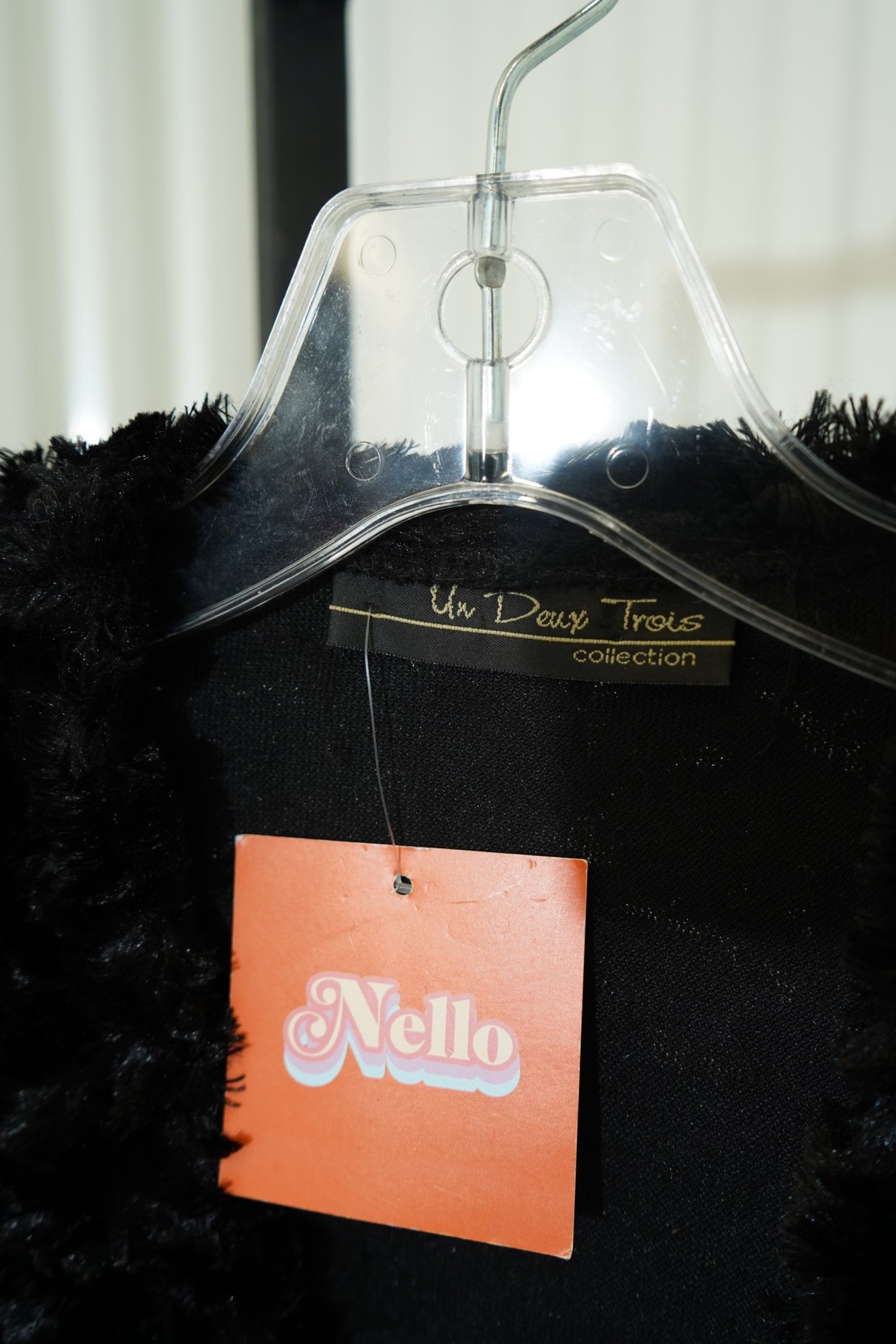 1990s Un Deux Trois collection Black Faux Fur Cropped Jacket, image 4