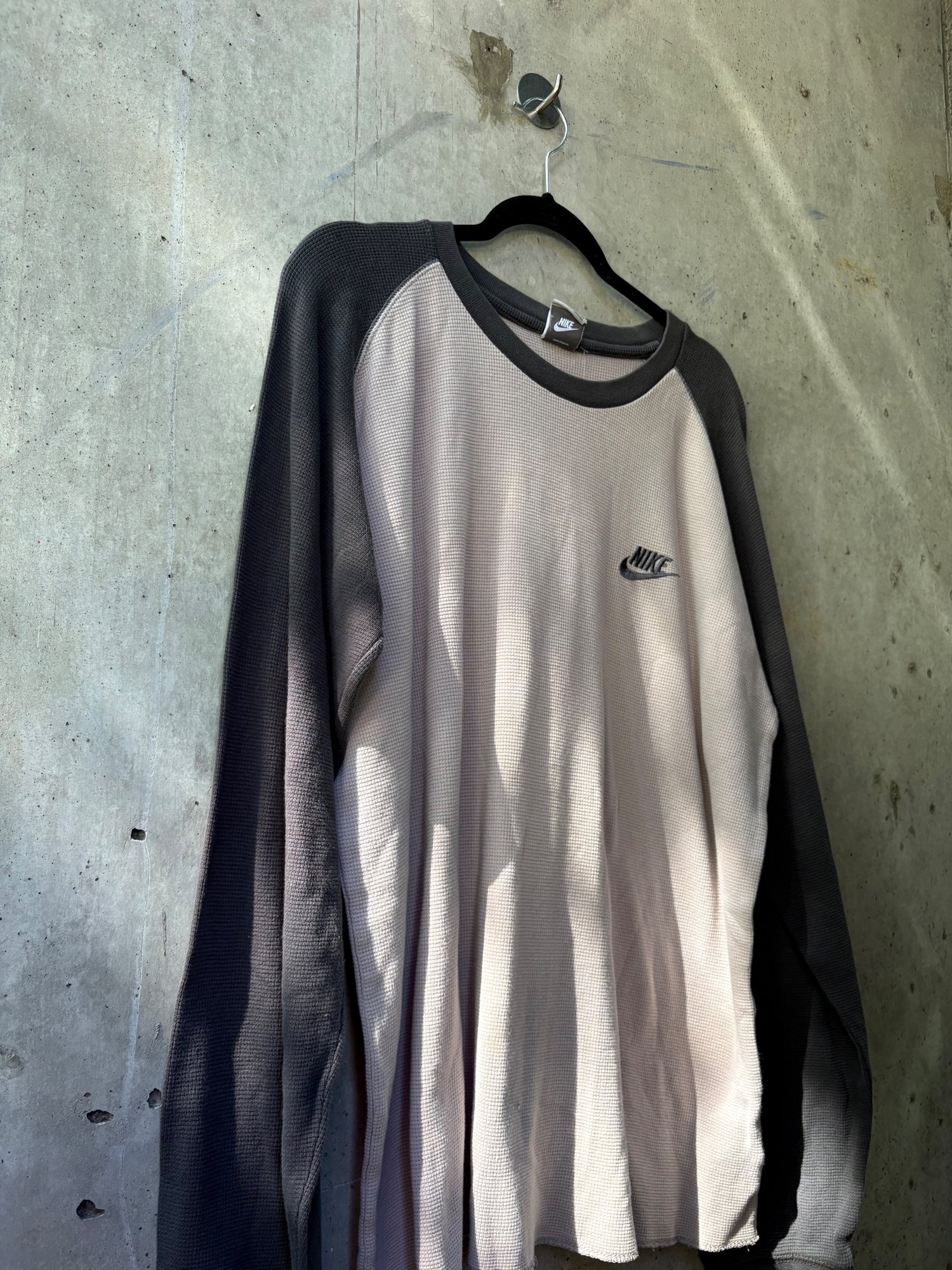 Y2K / early 2000s Nike longsleeve thermal, image 2
