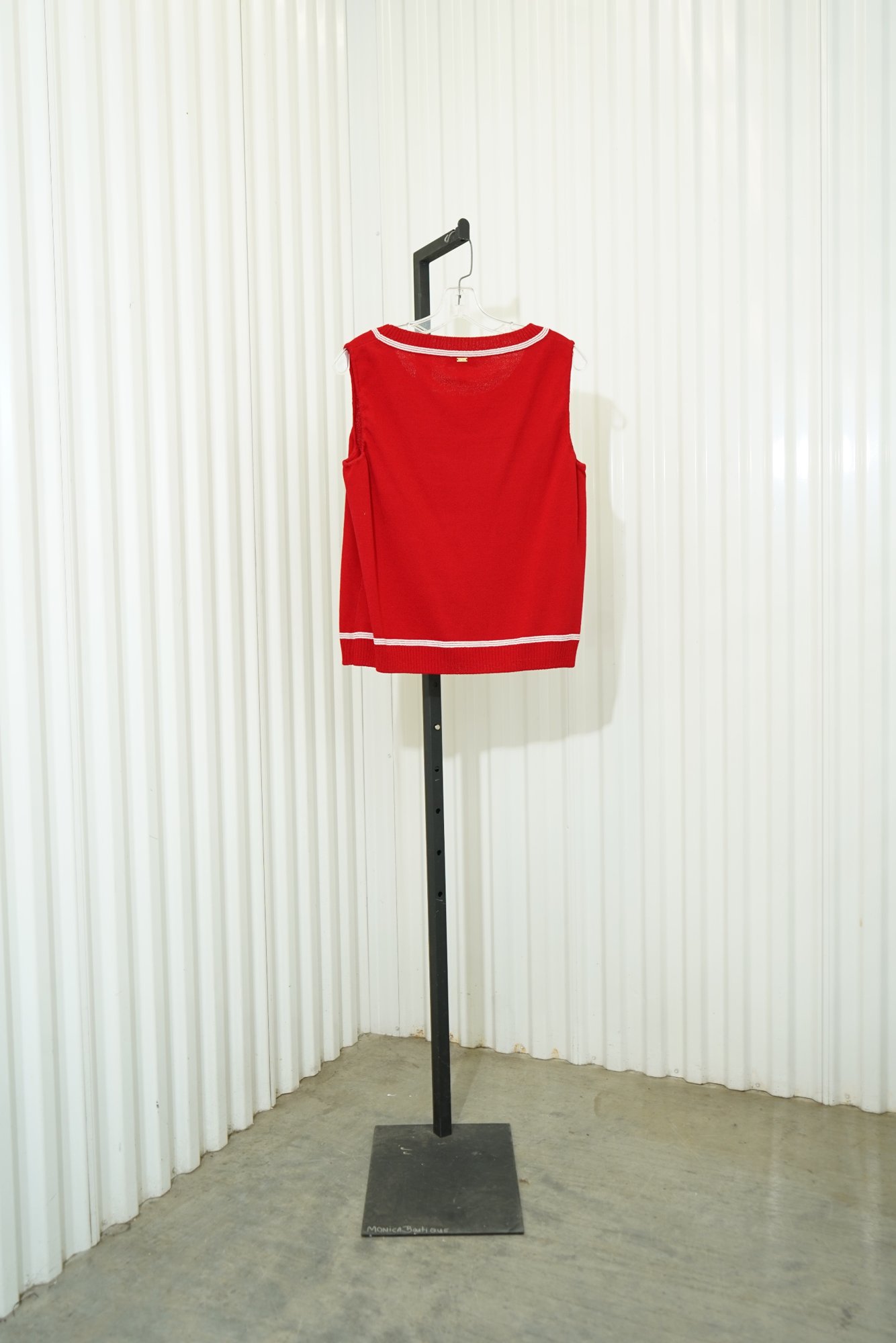 1990s-2000s St. John Sport Red kint cable-knit barided panel sweater vest, image 8