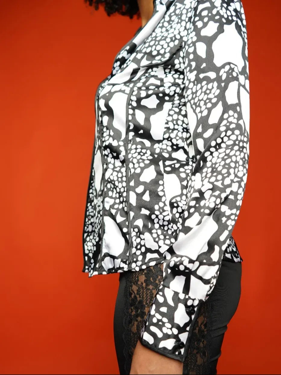 Thumbnail: Black & White Abstract Patterned  Long Sleeve Blouse