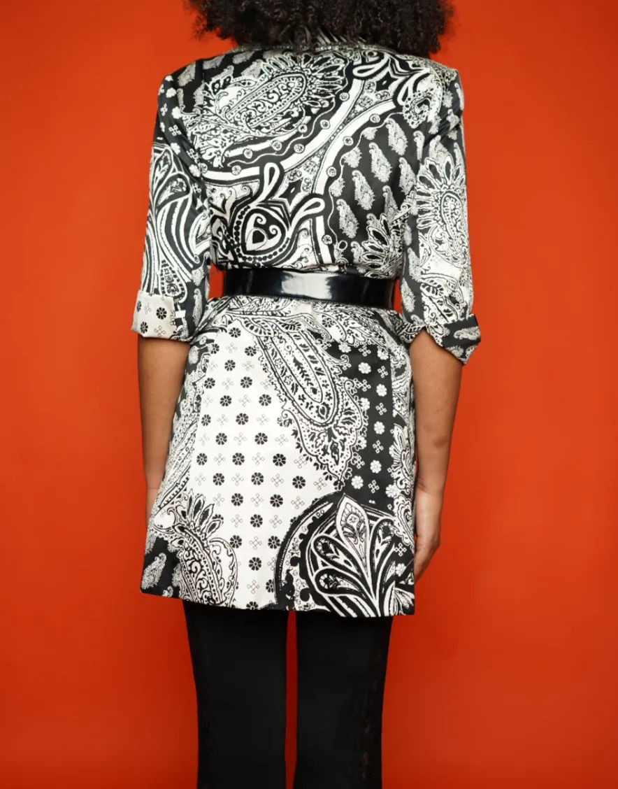 Thumbnail: Belted Black & White Abstract Patterned  Trench