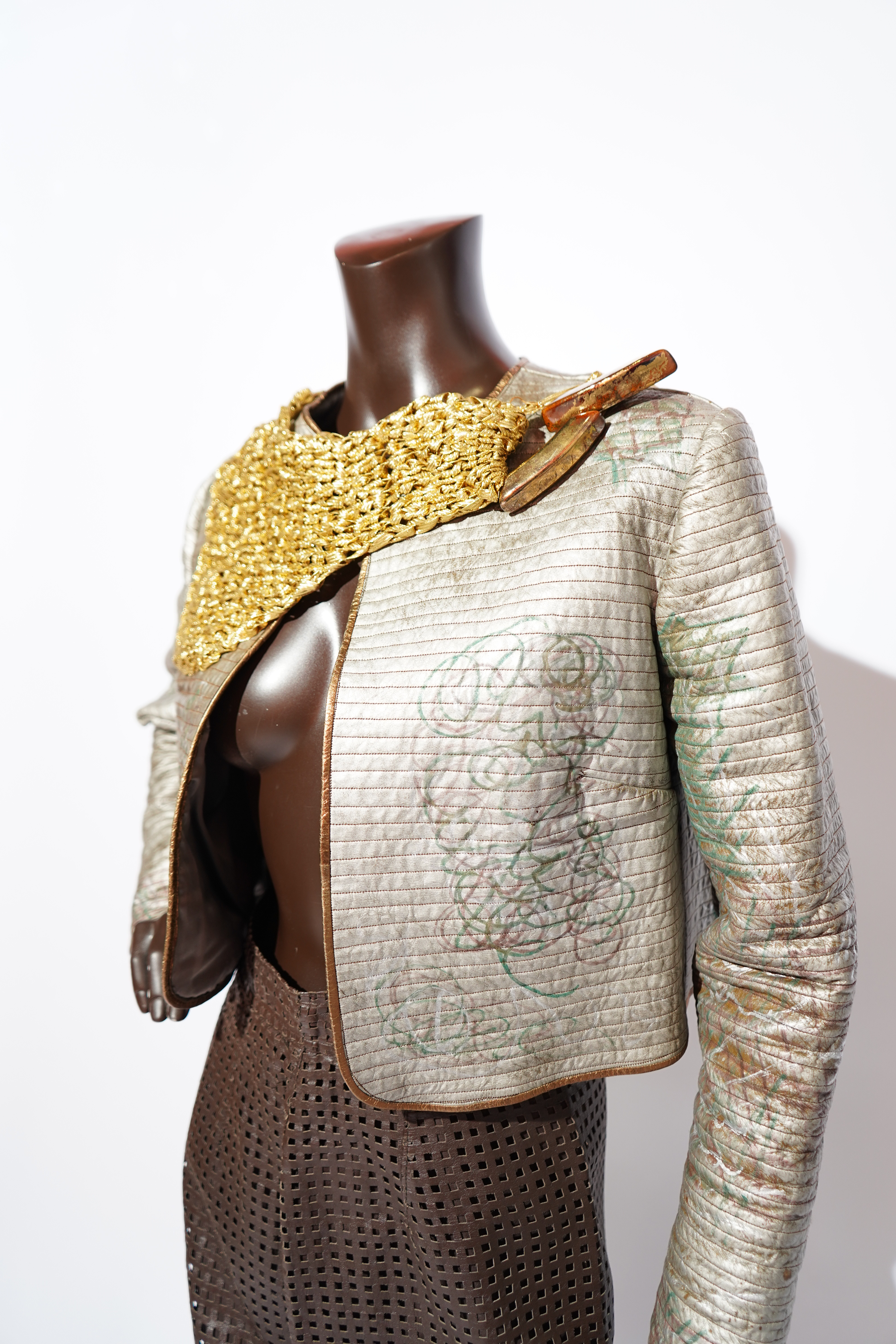 1980's Lisandro Sarasola Metallic Quilted Cropped Jacket — image 9