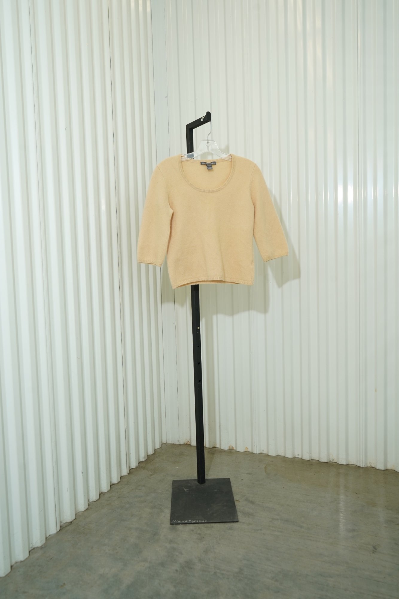 1990s-2000s Saks 5th Avenue Sand 100% cashmere cropped 3/4 sleeve sweater, image 4