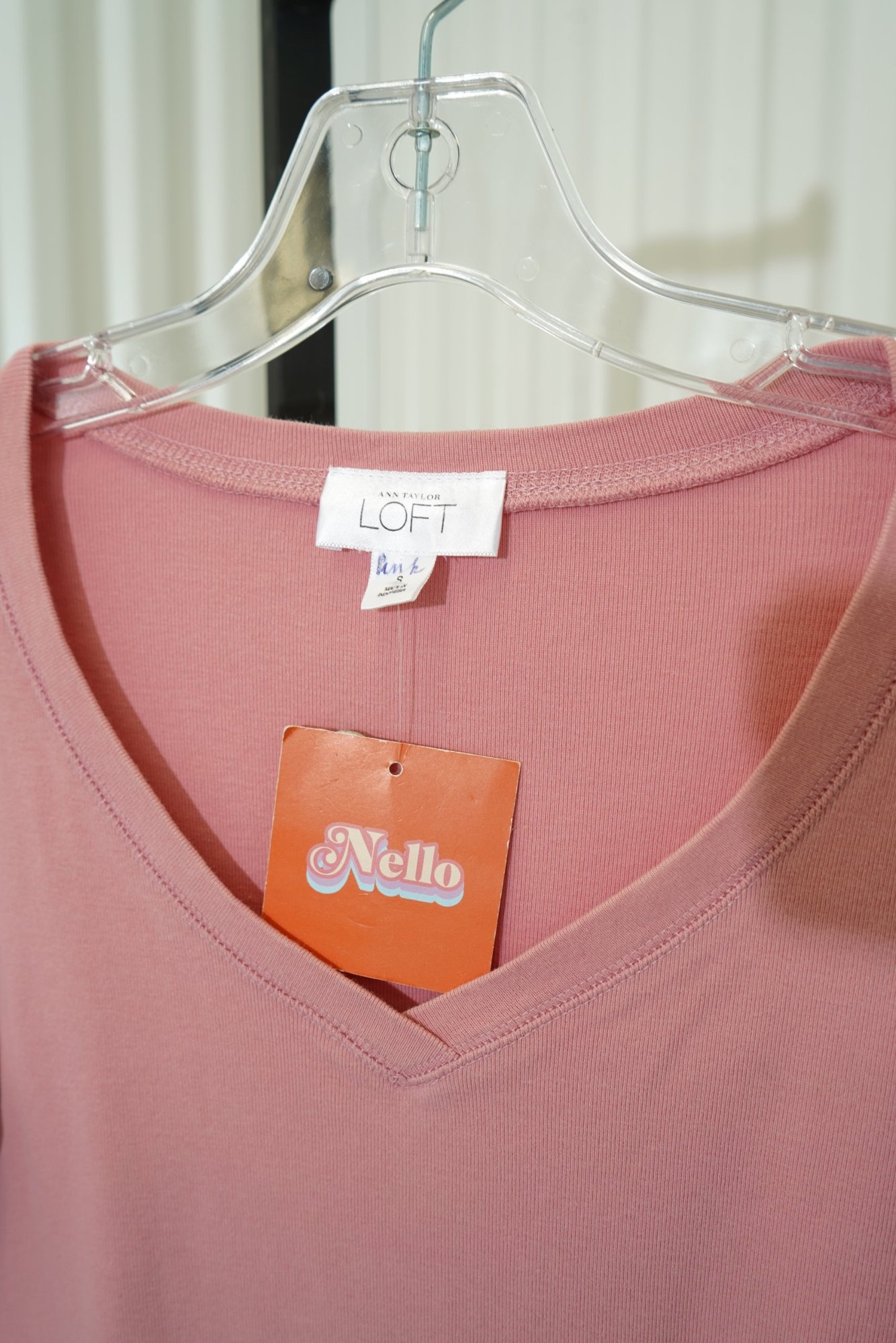 2010s-2020s Ann Taylor LOFT Melon Pink V-neck long sleeve top, image 4