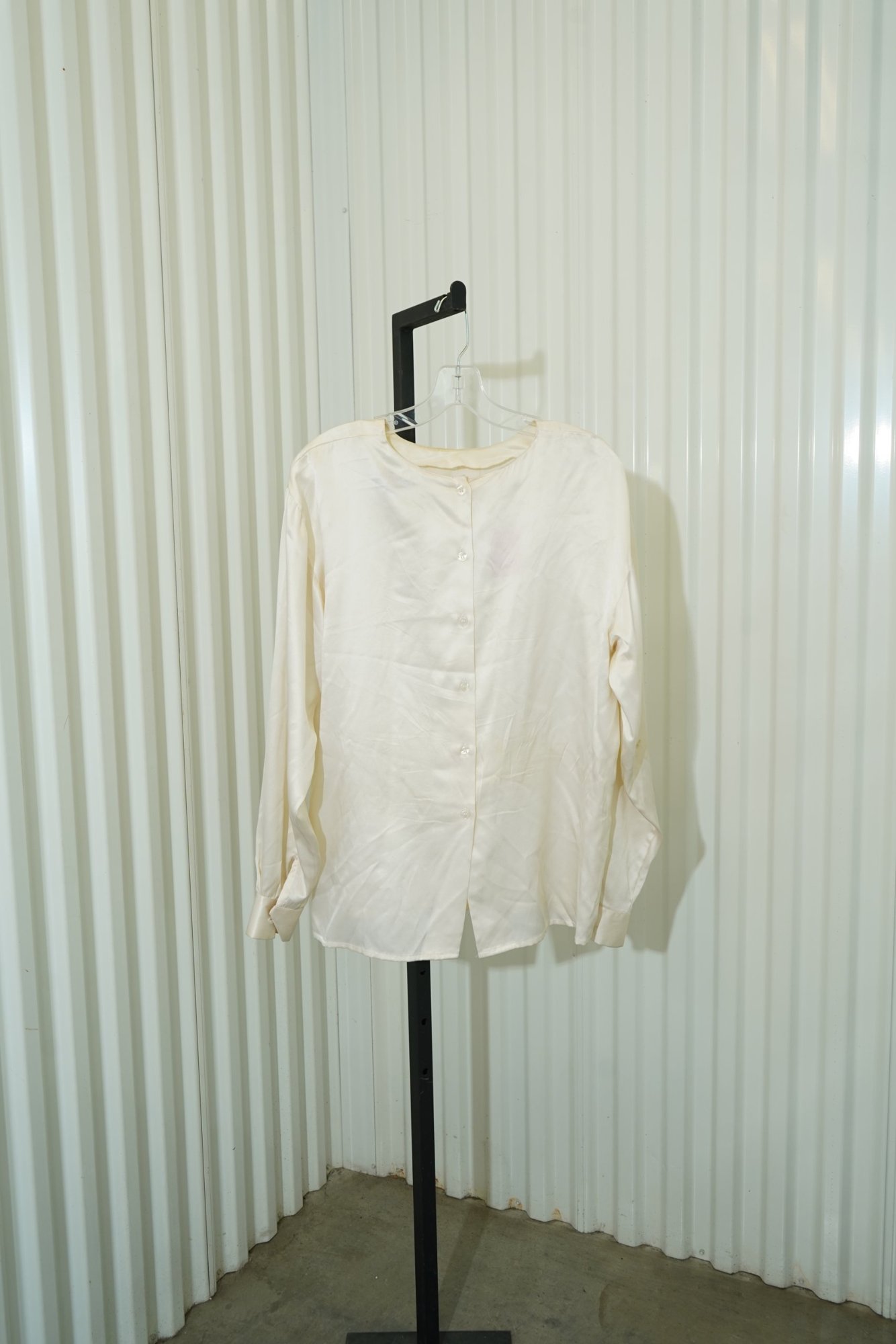 1980's Renzo Realli Ivory Pleated Silk Front Long Sleeve Blouse, image 5