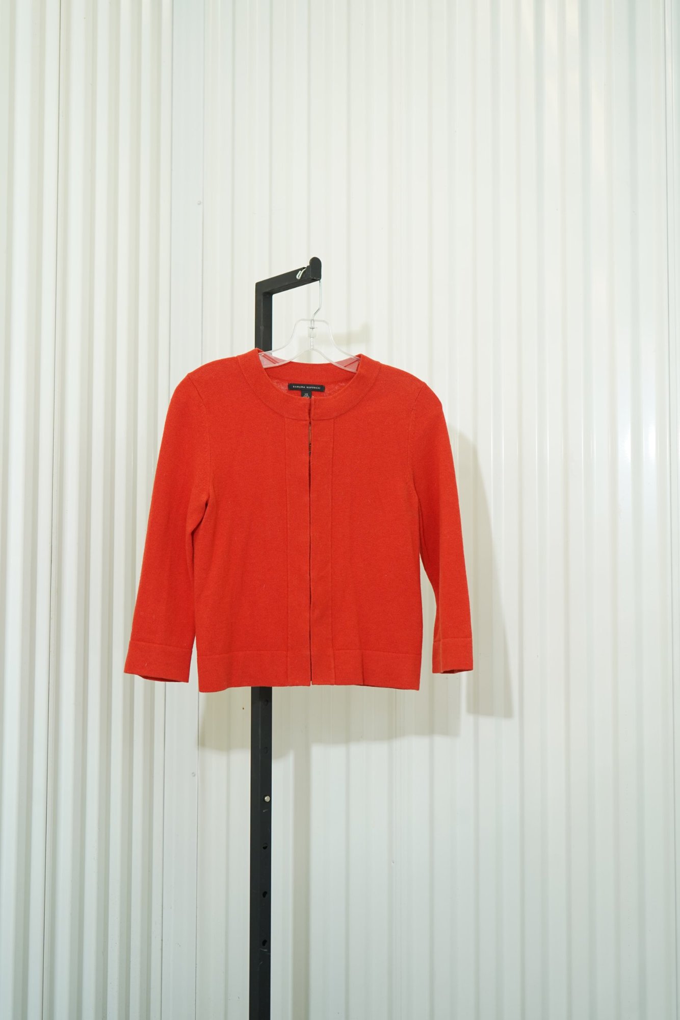2000s-2010s Banana Republic Red Knit Cardigan Sweater, image 7