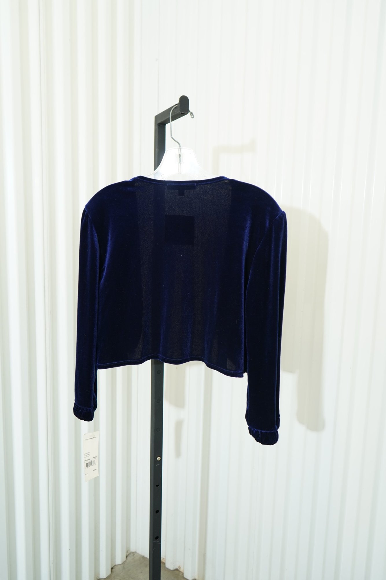 2000s-2010s ny collection midnight Blue velvet Cropped ruffle lined cardigan, image 8