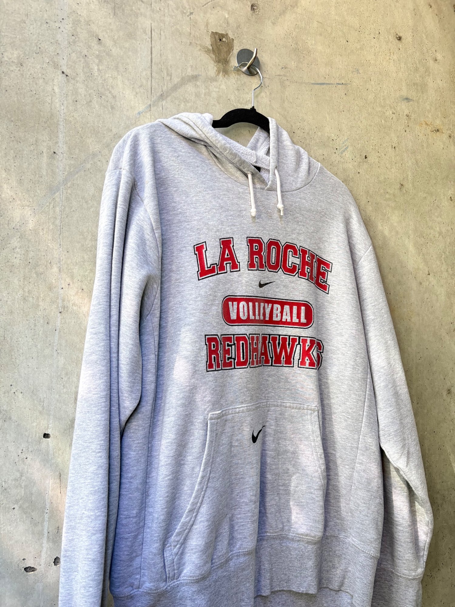 1990s-2010s La Roche Volleyball nike hoodie, image 2