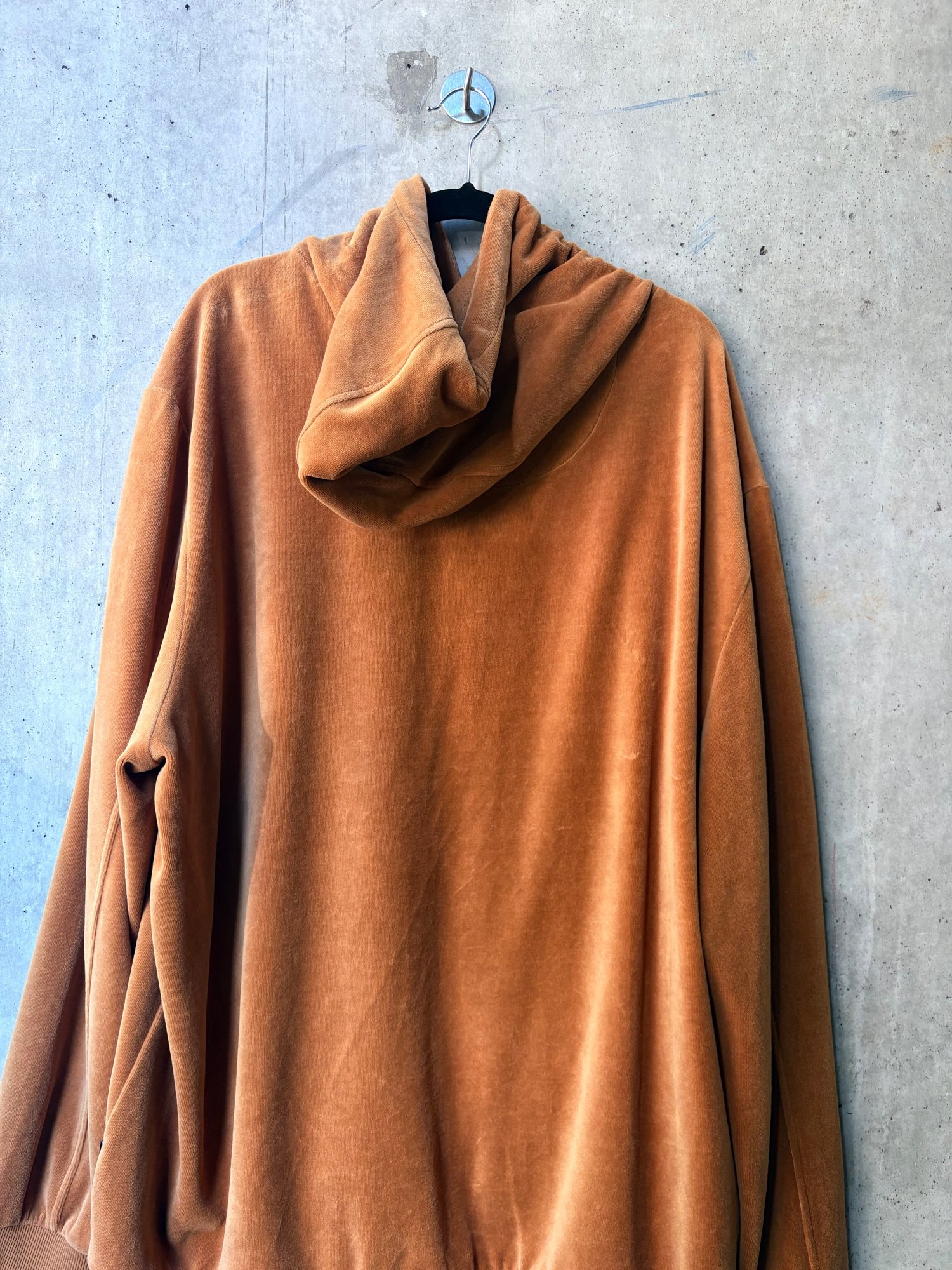 SeanJohn Y2K / early 2000s Tan velour seanjean hoodie, image 3