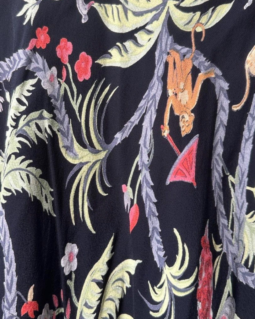 Black tropical print midi skirt with elastic waistband — image 2
