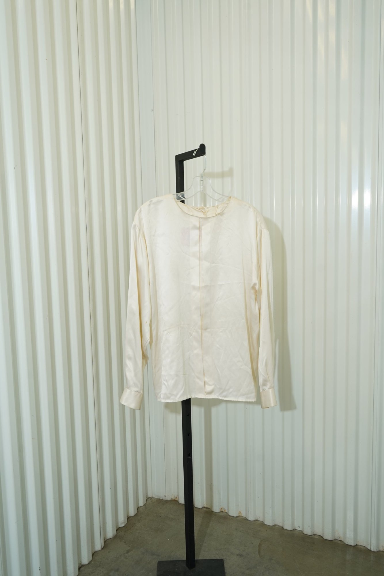 1980's Renzo Realli Ivory Pleated Silk Front Long Sleeve Blouse, image 6