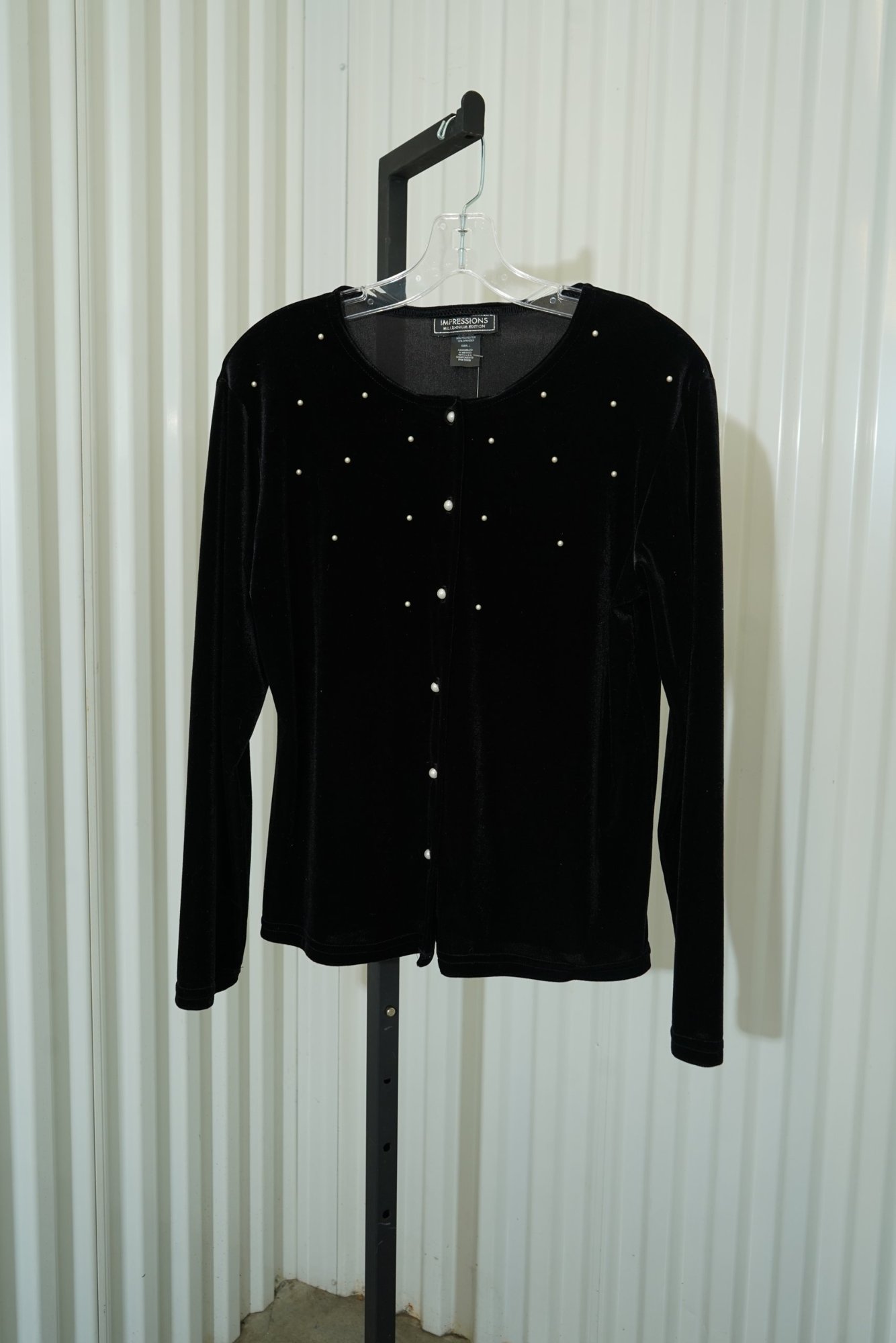 1999-2001 IMPRESSIONS Millenium Edition Black velvet Pearl Button/Studded Cardi…, image 2