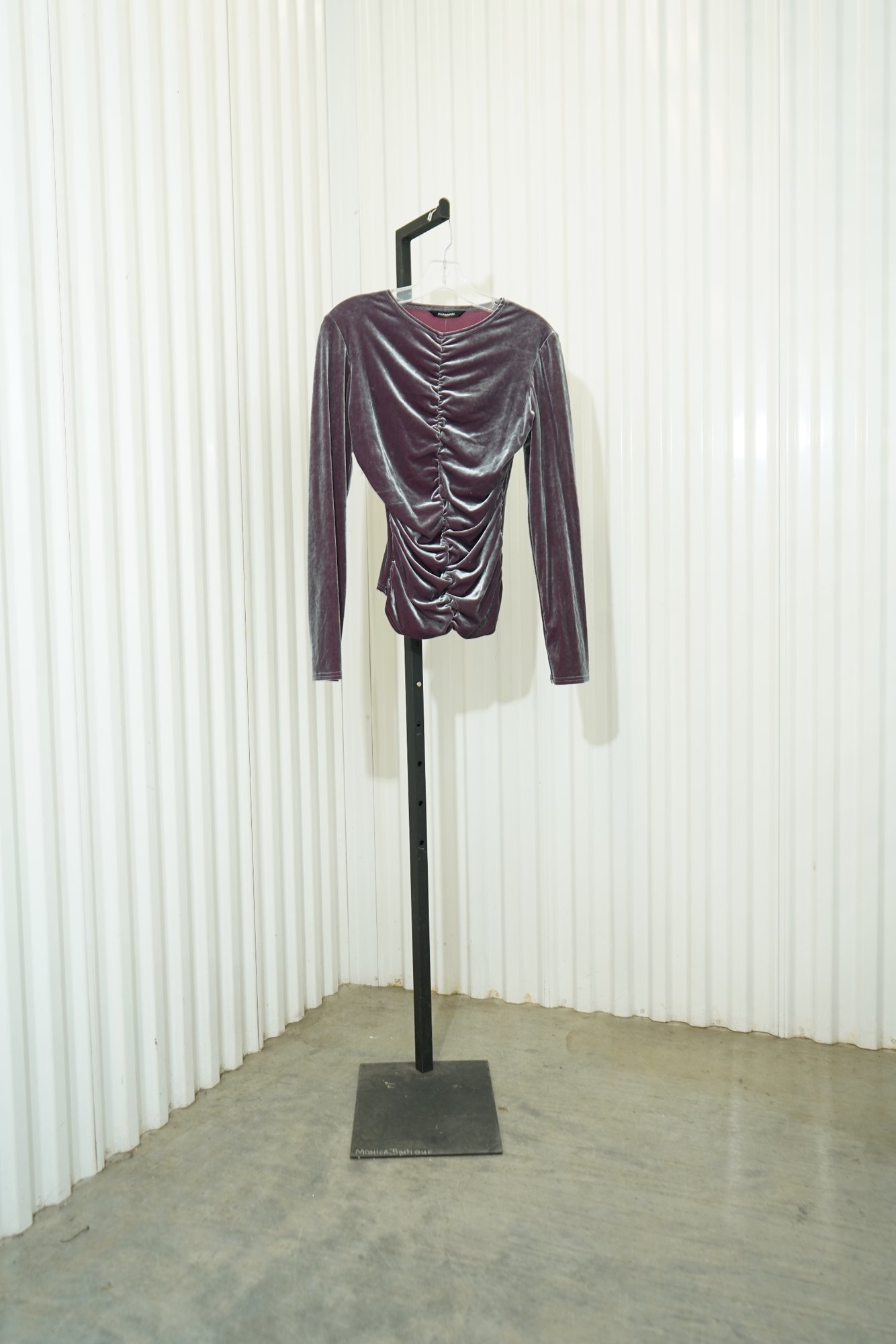 Y2K Charcoal Velvet ruched mauve iridescent long sleeve-top, image 3