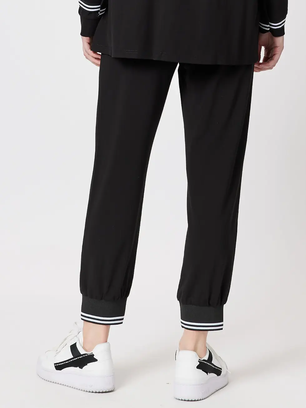 Thumbnail: Sport Stripe Trim Jogger Pant - Black