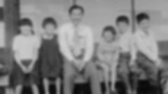 1950年頃 青木湯之助(中央)・青木四郎(右2番目)16:9.jpg
