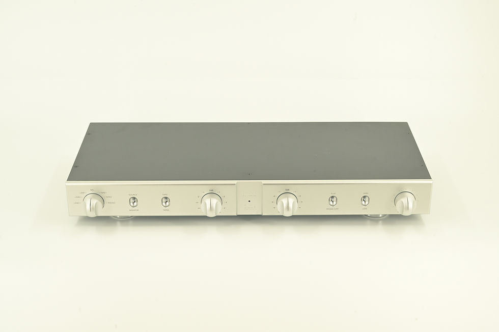 サムネイル： CONISIS　CL-1a　コントロールアンプ（フォノオプション付き）