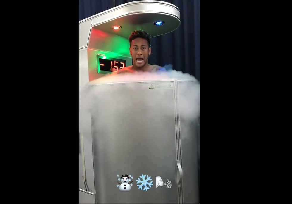 Neymar faz recuperação na máquina de crioterapia no PSG — Foto: Reprodução/Instagram