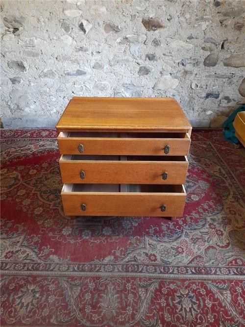 Thumbnail: Vintage chest of drawers.      0507