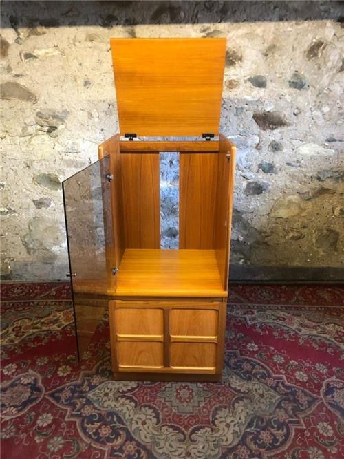 Thumbnail: Teak nathan record player cabinet hifi cabinet.   0438