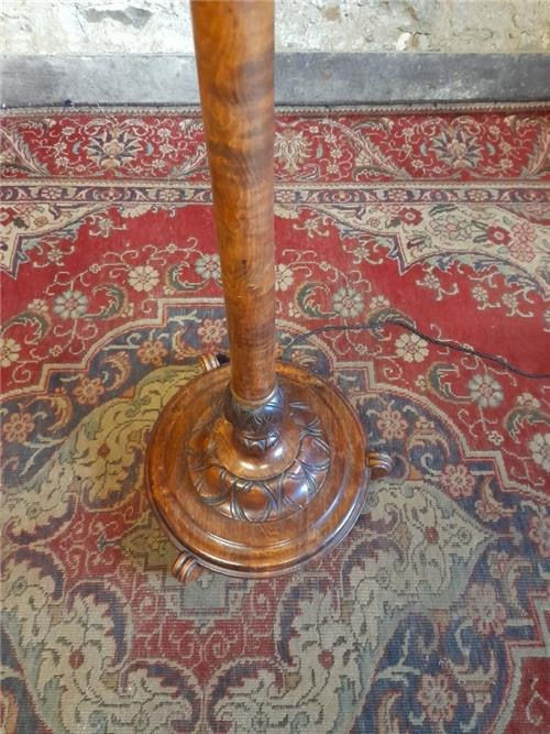 Thumbnail: Stunning vintage standard lamp.    0428