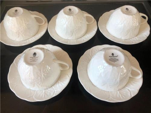 Thumbnail: Wedgwood countryware cups and saucers.   0513