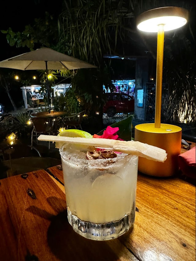 Bar y salón restaurante Koki Beach