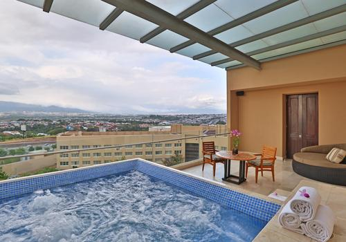 InterContinental Costa Rica au centre commercial Multiplaza